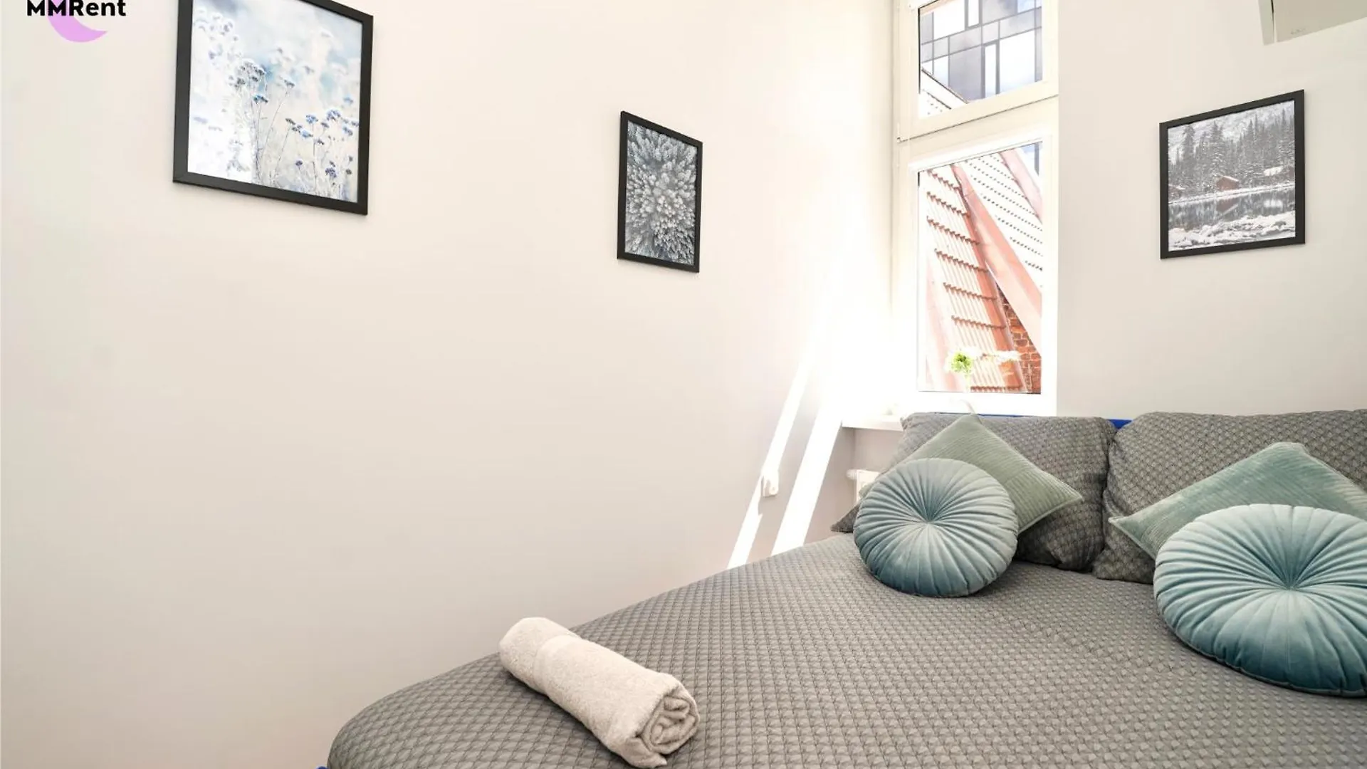 Mmrent Snowy Room Gdansk Homestay
