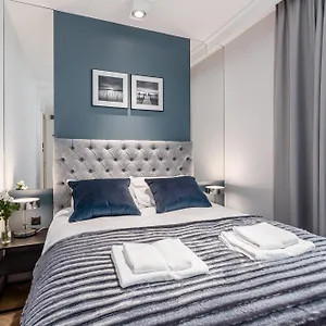  Lägenhetshotell Deo Na Wyspie Spichrzow By Rent Like